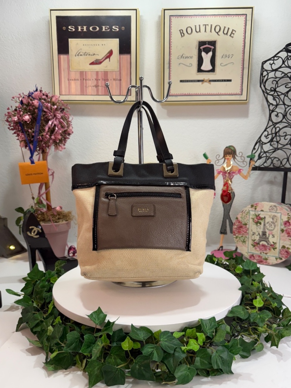 FURLA CREAM/BROWN/BLACK SMALL TOTE! - Picture 7 of 17